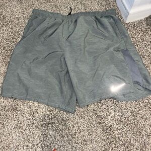 Nike Dri-FIT Shorts Men's Medium Standard Gym Running Lightweight Flex Logo